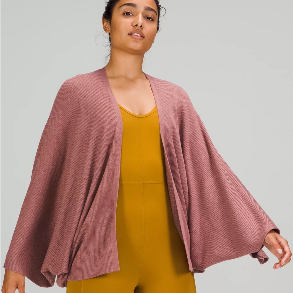 LOOKING FOR - Picture 2 of 2